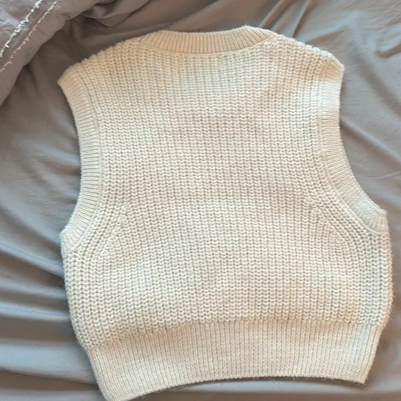 GLASSONS sweater vest - Picture 2 of 2